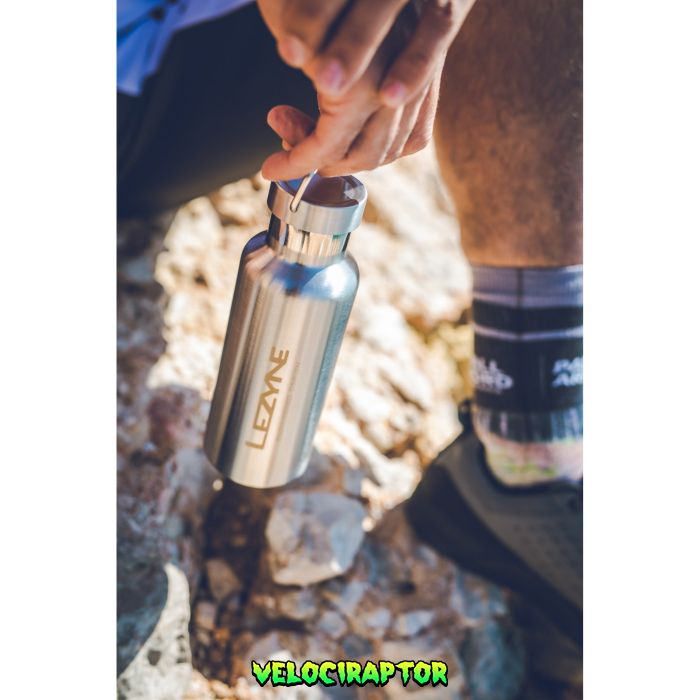 Фляга Lezyne CLASSIC STAINLESS BOTTLE Сталевий Y13