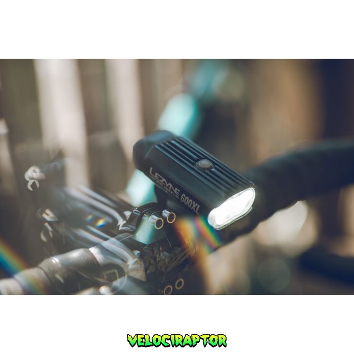 Переднє світло Lezyne MICRO DRIVE 600XL Сріблястий 600 люменів Y13